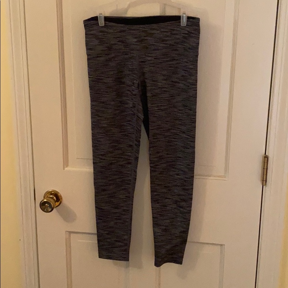 Black and grey leggings